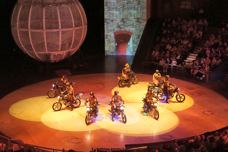 ERA Acrobatic Show, Shanghai