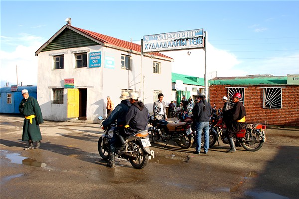 Mongolia_M_Gobi_KarakorumMark_2874_m_600.jpg
