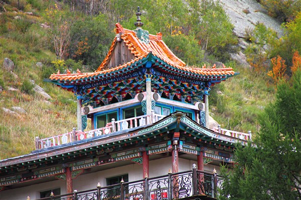 Mongolia_NatPk_TempleForMedit_3064_m_600.jpg