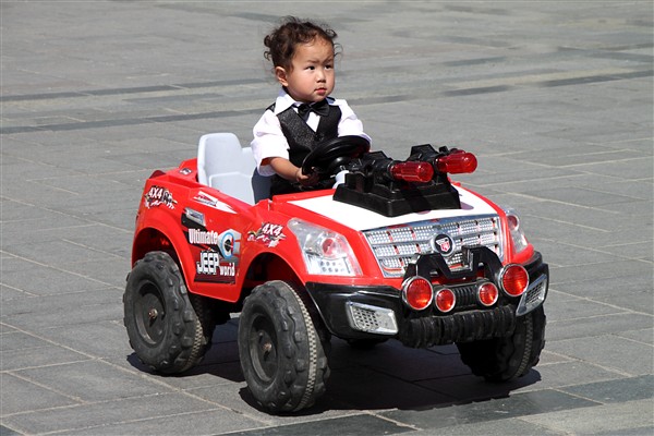 UB_CitySquare_Children_2007_m_600.jpg