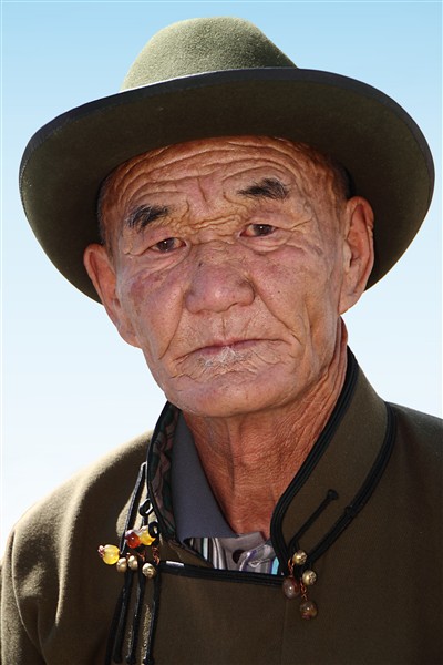 UB_CitySquare_People_2020_m_600.jpg