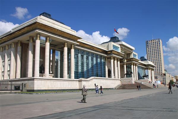 UB_CitySquare_2002_m_600.jpg