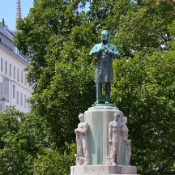 Austria_Vienna_0565_m.jpg