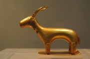 Santorini_ArchMuseum_GoldenIbex_DSC04247