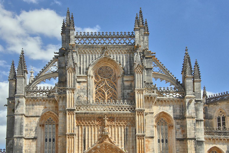 Batalha Monastery was a Dominican Convent  up to 1980, when it became a museum. It is another example of Gothic architecture in Portugal.